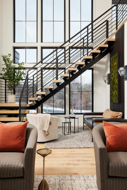 stairway-lounge-prior-lake-mn